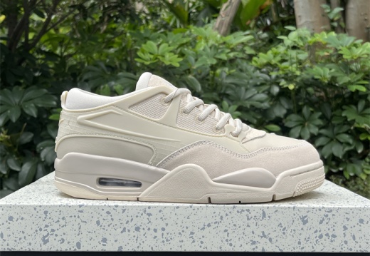 Jordan Air Jordan 4  RM WMNS  Legend Light Brown     FQ7940-200   36-47.5